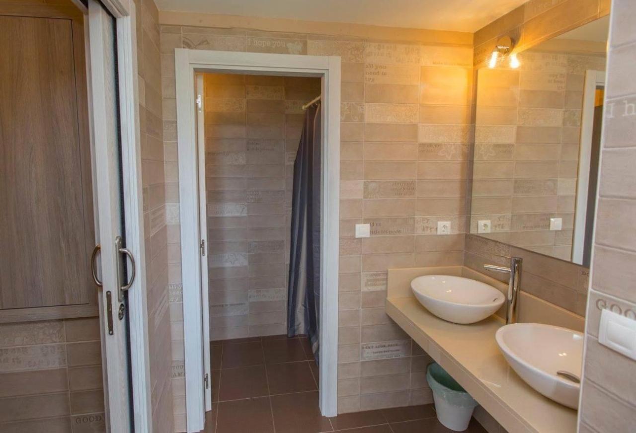 Albergue La Xana La Caridad Luaran gambar